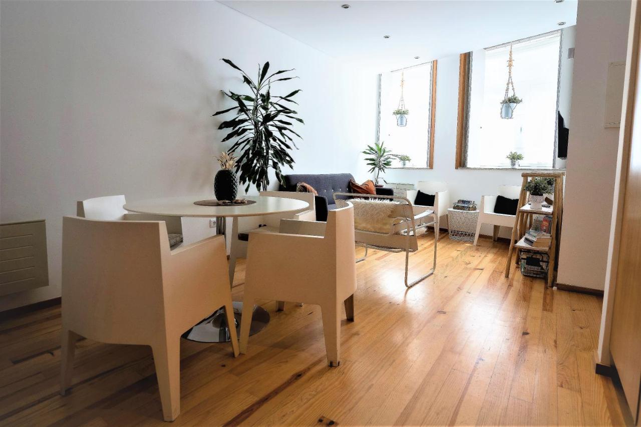 Downtown Porto Relaxed Apartment With Private Yard エクステリア 写真