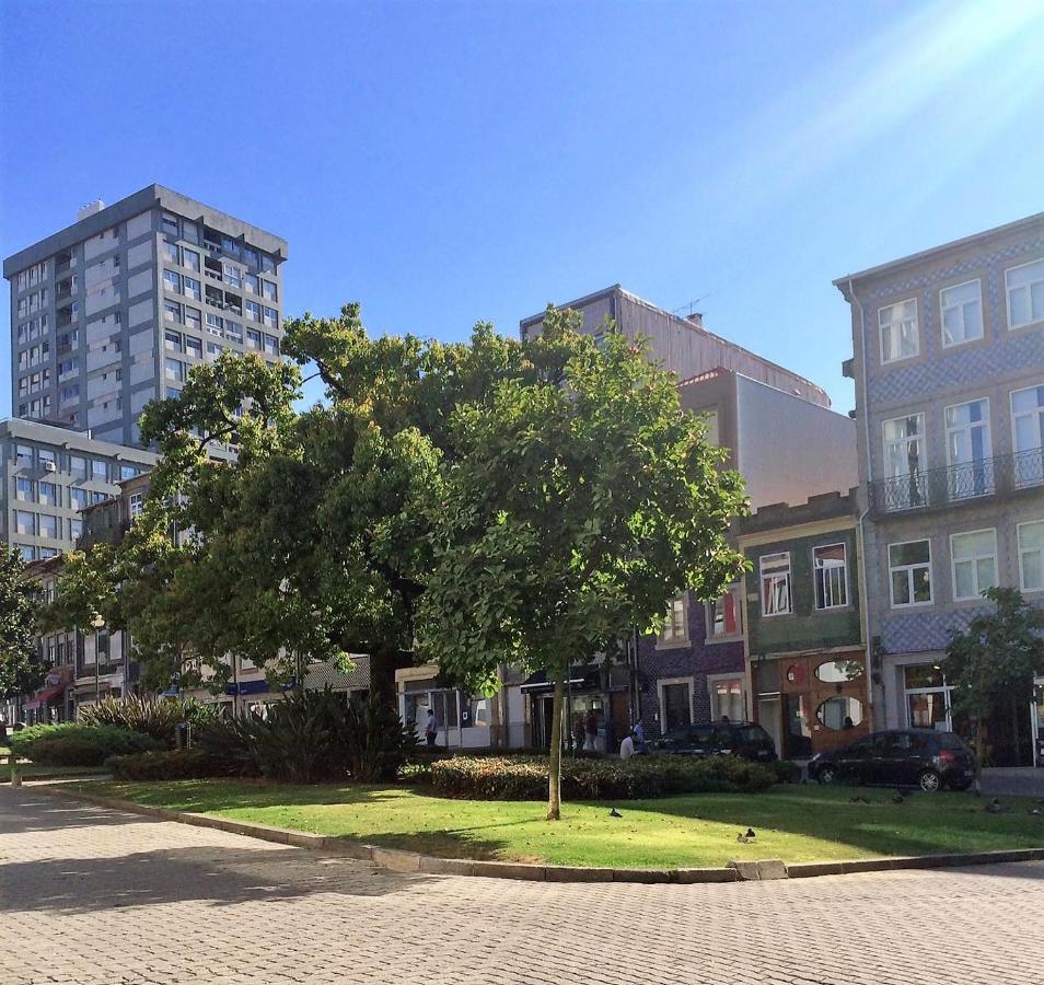 Downtown Porto Relaxed Apartment With Private Yard エクステリア 写真