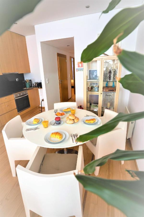 Downtown Porto Relaxed Apartment With Private Yard エクステリア 写真